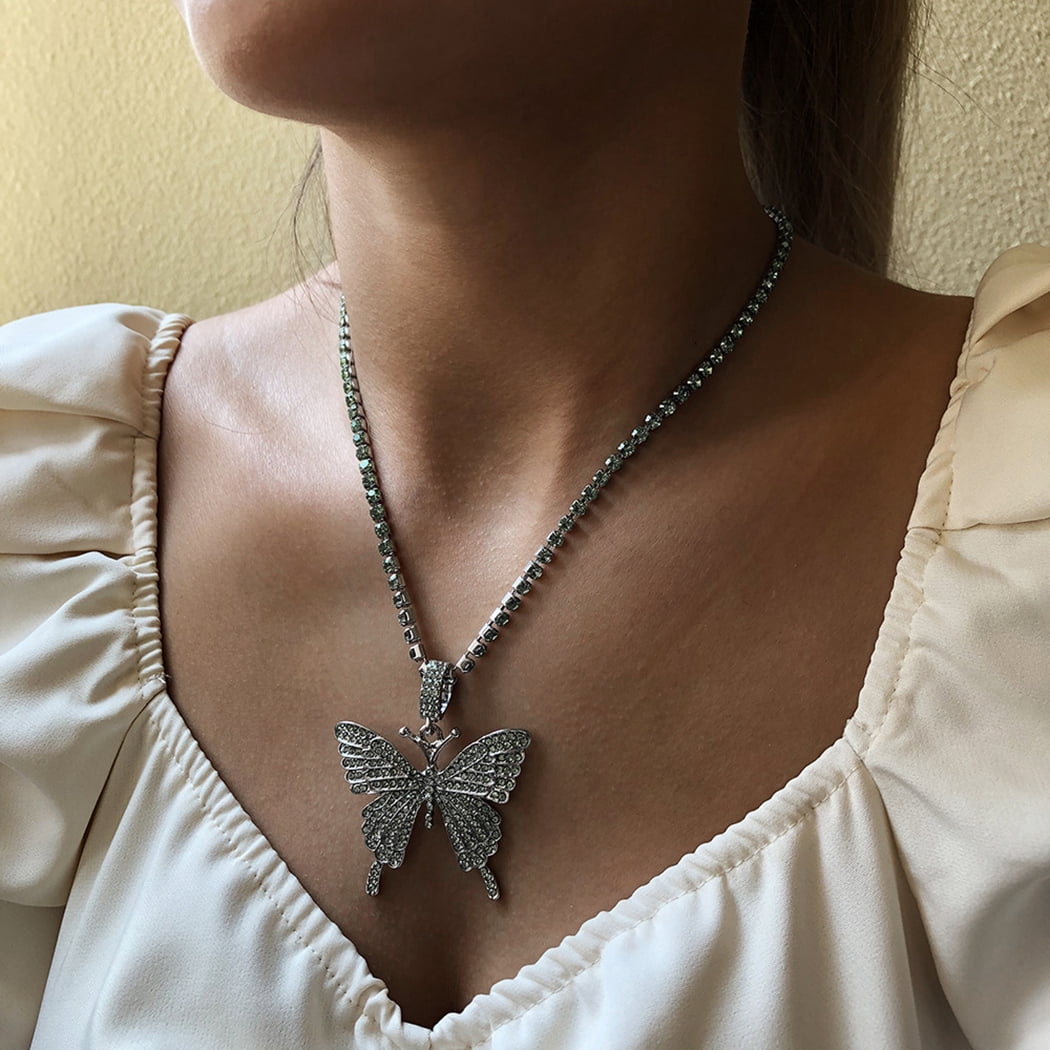 Chain choker necklace with rhinestone butterfly - Women | Bershka